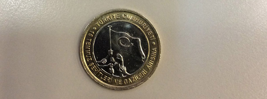 Die türkische Lira (TL) hat gegenüber dem USDollar seit Jahresbeginn mehr als 25 Prozent eingebüsst.