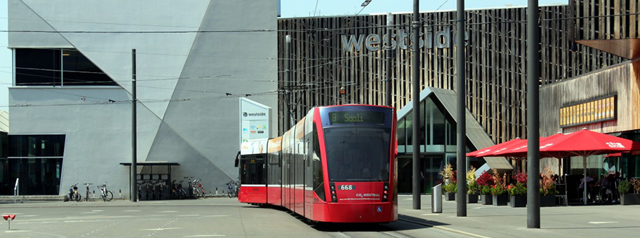 Um das Einkaufszentrum Westside in Brünnen wurde mit Hilfe der Stadt ein neues Quartier aus dem Boden gestampft.