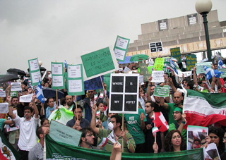 Iranian_presidential_election_2009_protests_Canada1_1.jpg