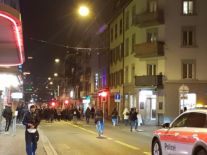 Zürich: Demo gegen Femizide