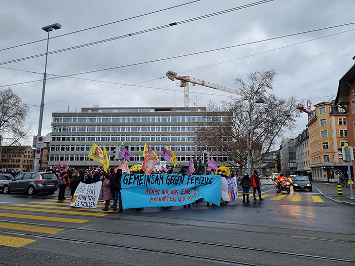 Zürich: Demo gegen Femizide