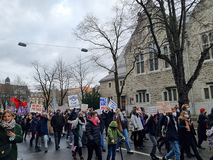 Zürich: Demo gegen Femizide