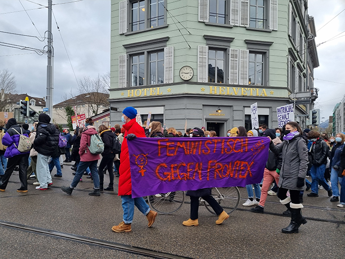 Zürich: Demo gegen Femizide