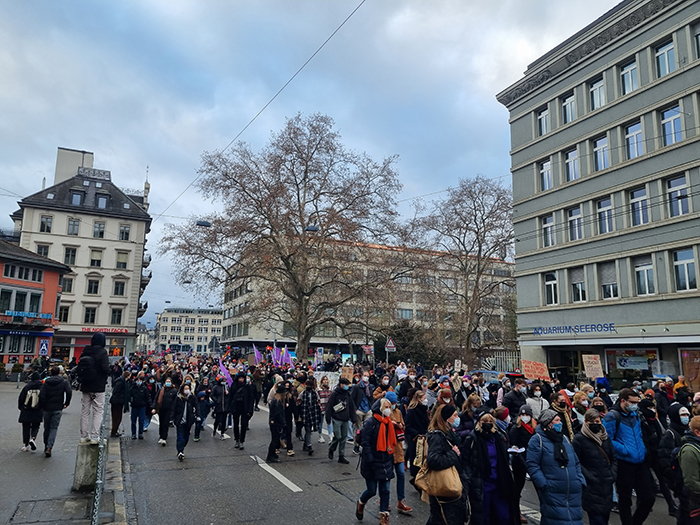 Zürich: Demo gegen Femizide