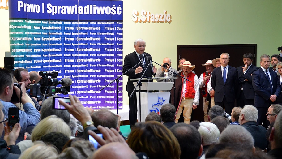 Jaroslaw Kaczynski bei einer Wahlkampf-Rede, eine Woche vor den Parlamentswahlen 2015 in Polen.