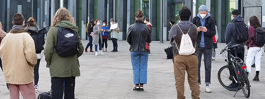 Nach der Kündigung der Istanbul-Konvention durch die Türkei 2021 kam es in Leipzig zu einer Protestkundgebung auf dem Augustusplatz vor dem Paulinum, 24. März 2021.