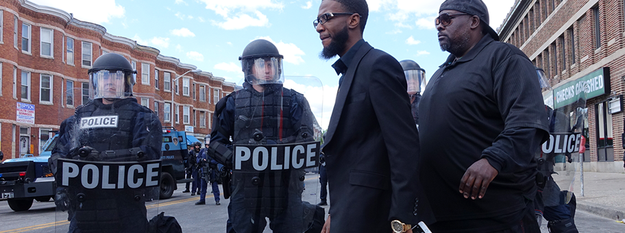 Riot-Police in Baltimore während den Unruhen am 25.