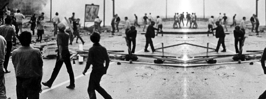 Die „Revolte der Piazza Statuto“ - Strassenschlachten in Turin im Juli 1962.