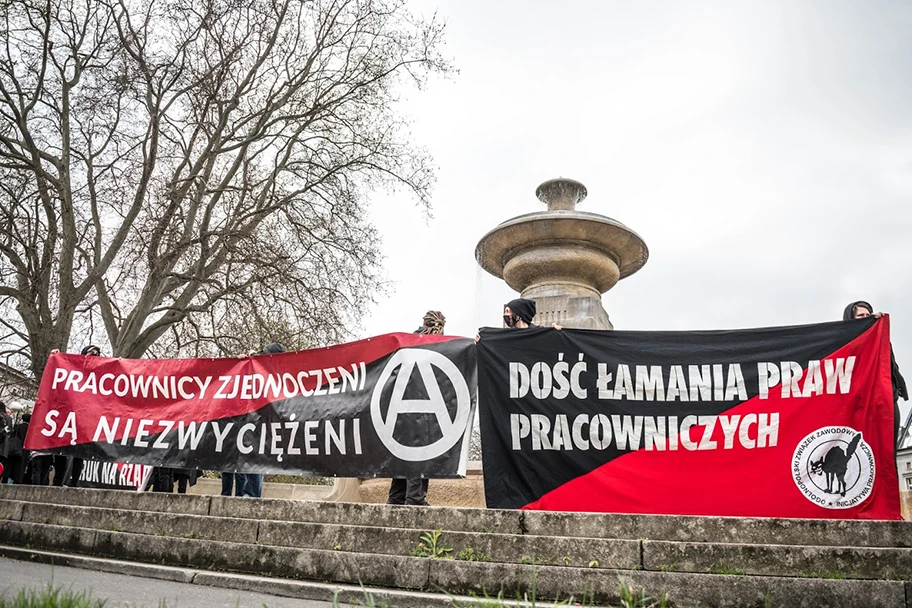 Anarchist:innen am 1. Mai 2021 in Wrocław, Polen