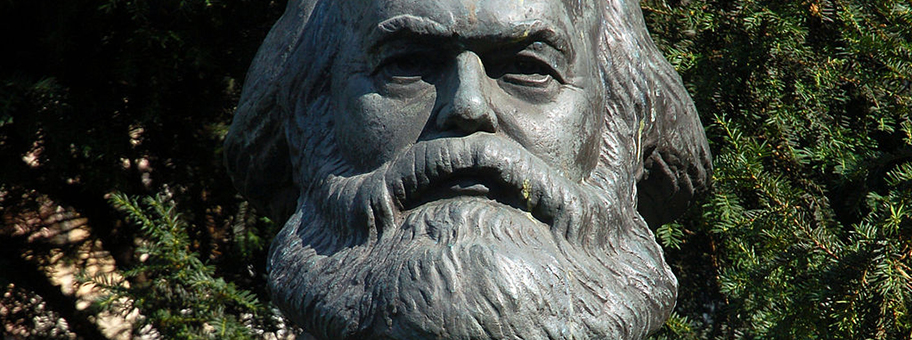 Büste von Karl Marx in Berlin.