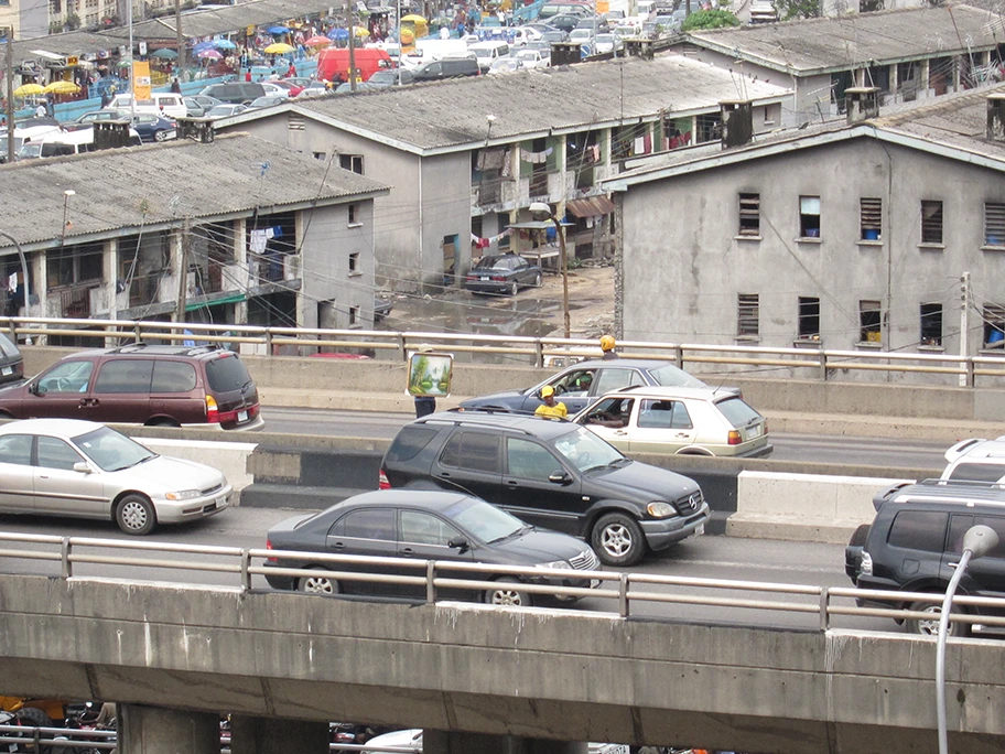 Strassenszene in Lagos, Nigeria.