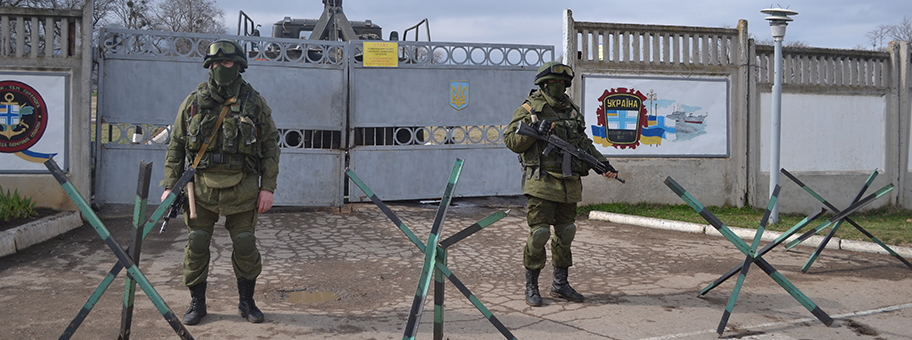 Militärstützpunkt in Perewalne während der Krimkrise.