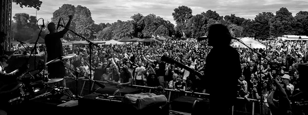 Rock gegen Rechts im Volksgarten von Düsseldorf, August 2022.
