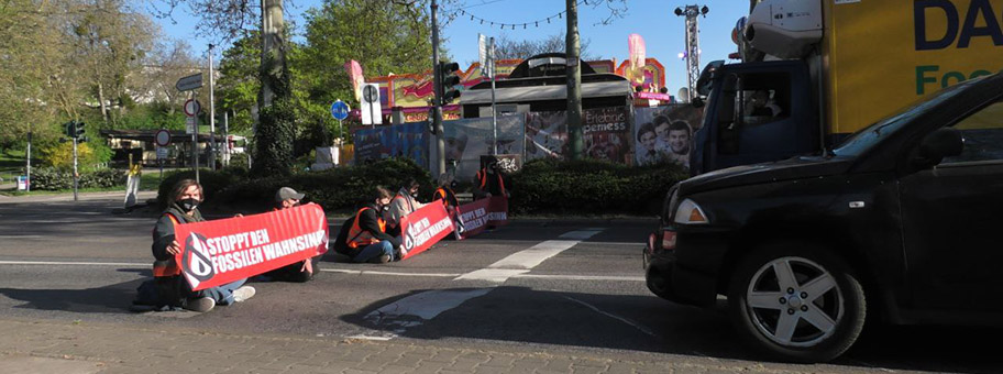Strassenblockade der Letzten Generation am 20. April 2022.