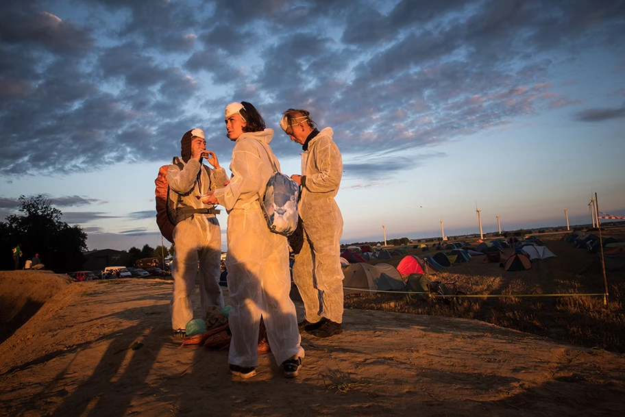 Aktivisten bei der Anti-Kohle-Aktion in Garzweiler am 15. August 2015.