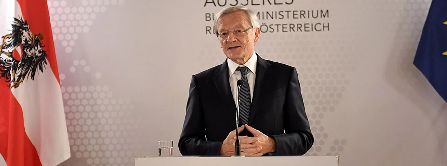 „Das österreichische Wesen mag enträtseln, wer das kann, aber es drängt jedenfalls nach Harmonie, nach Menschlichkeit und Augenmass“, sagt ÖVP-Politiker Wolfgang Schüssel.