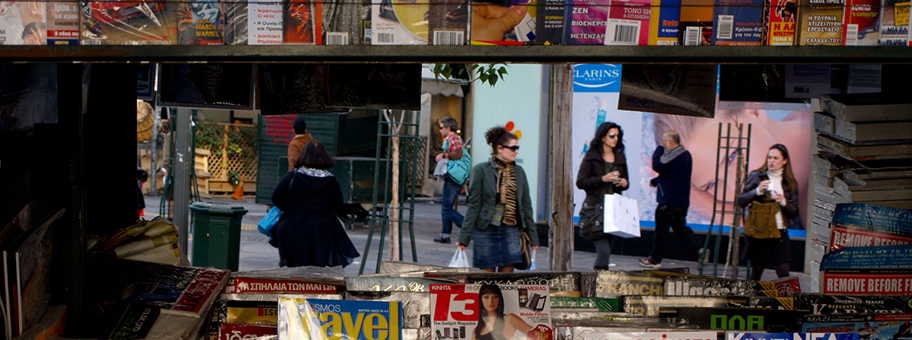 Zeitungsstand in Athen, Griechenland.