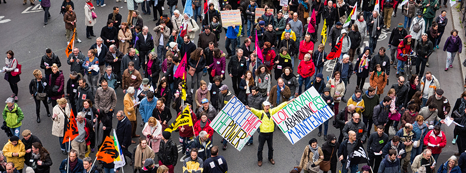 Demonstration gegen das neue Arbeitsmarktgesetz (El Khomri-Gesetz) am 9. April  2016 in Paris.