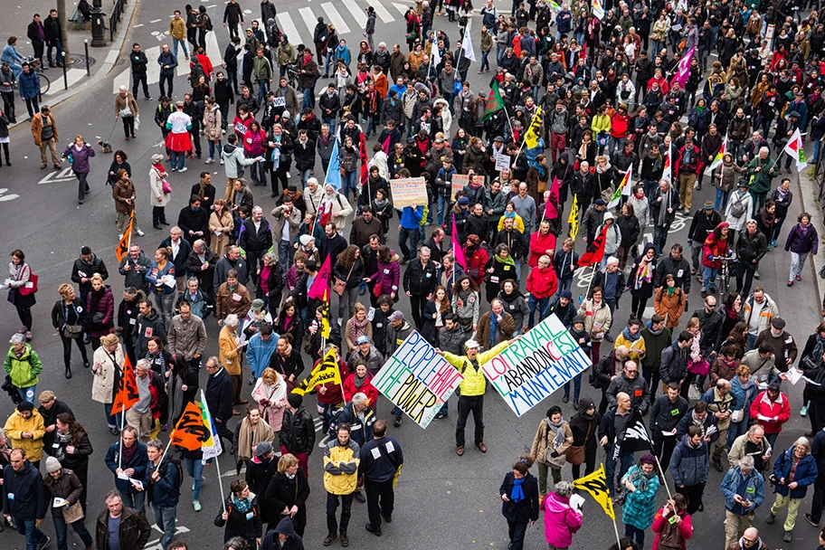 Demonstration gegen das neue Arbeitsmarktgesetz (El Khomri-Gesetz) am 9. April  2016 in Paris.