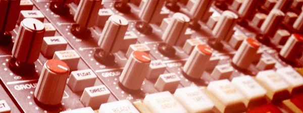 Auch in der Musik - Noize Rocker bleibt der Kick!.