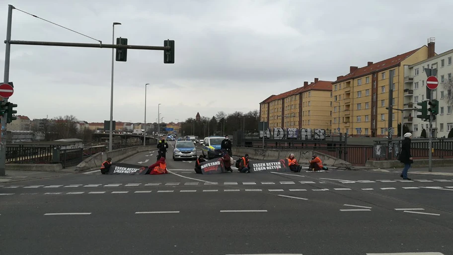 Wegsperren statt Leben retten?!