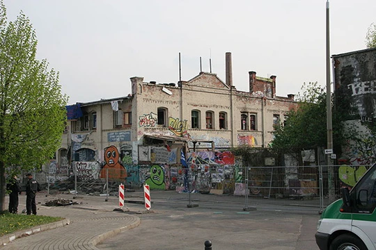 Räumung eines besetzten Hauses in Erfurt am 16. April 2009.