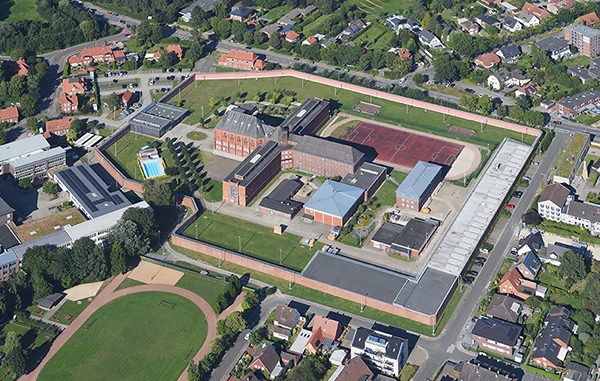 Luftbild der Justizvollzugsanstalt Vechta (Ansicht von Südwesten).
