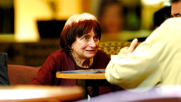 Die französische Filmemacherin und Fotografin Agnès Varda im März 2010.