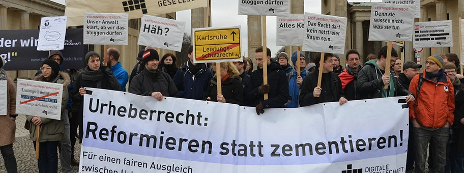 Demonstration gegen das Urheberrecht in Deutschland, 1. März 2013.