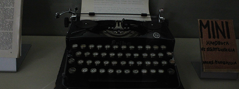 Andreas Baaders Schreibmaschine mit Bekennerschreiben.