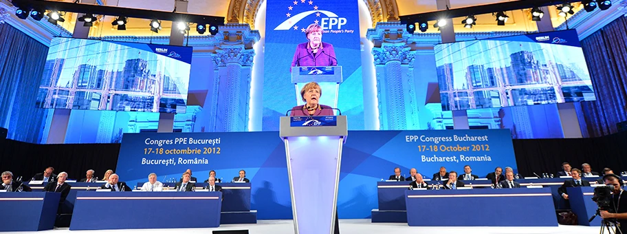Angela Merkel an einem Kongress der europäischen Volkspartei in Bukarest, 17. Oktober 2012.