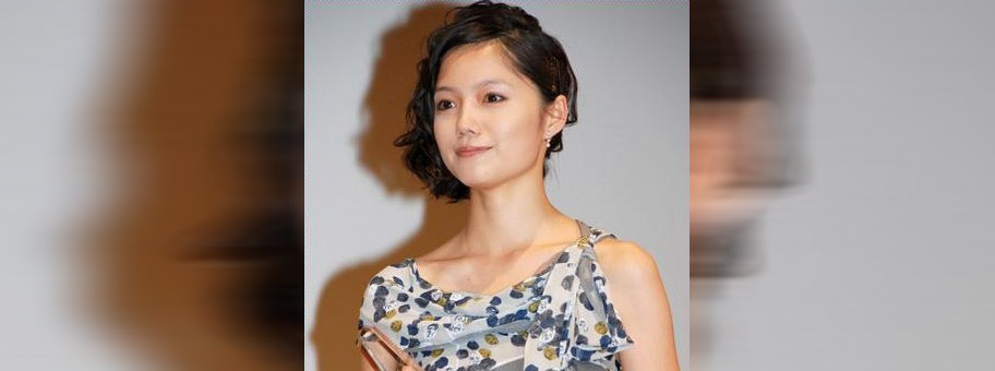Die japanische Schauspielrin Aoi Miyazaki, 2009.