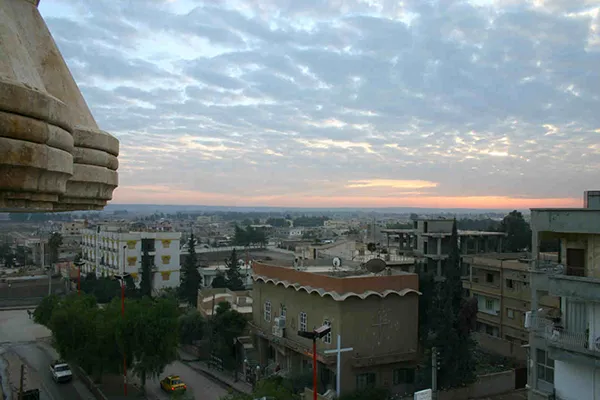 Sonnenuntergang in der von der ISIS kontrollierten syrischen Stadt Rakka.