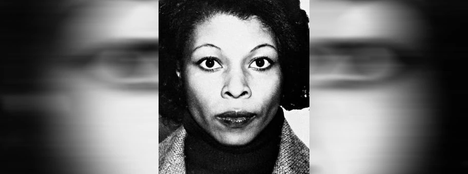 Mugshot von Assata Shakur.