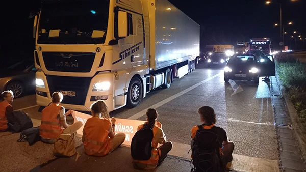 Strassenblockade der Letzten Generation vom 22. August 2023.