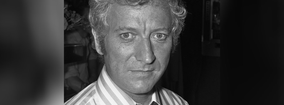 Der britische Schauspieler Barry Foster spielt in dem Film die Rolle von Robert „Bob“ Rusk.