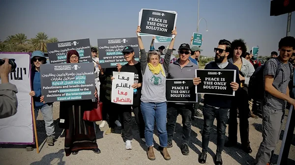 Aktion der Combatants for Peace.