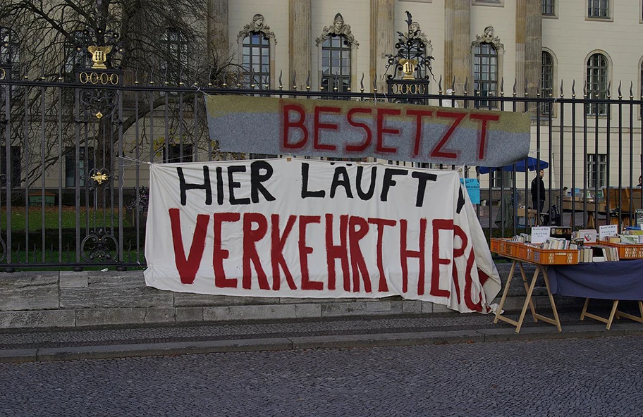 Besetzung der Humboldt-Universität zu Berlin, November 2009.