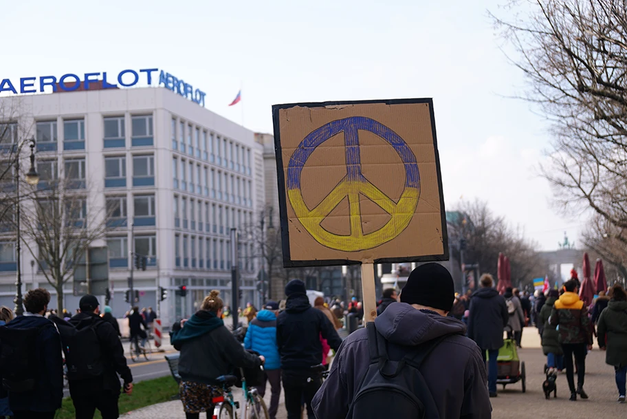 Protest gegen den Krieg in der Ukraine, Februar 2022.