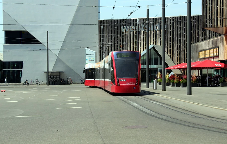 Um das Einkaufszentrum Westside in Brünnen wurde mit Hilfe der Stadt ein neues Quartier aus dem Boden gestampft.