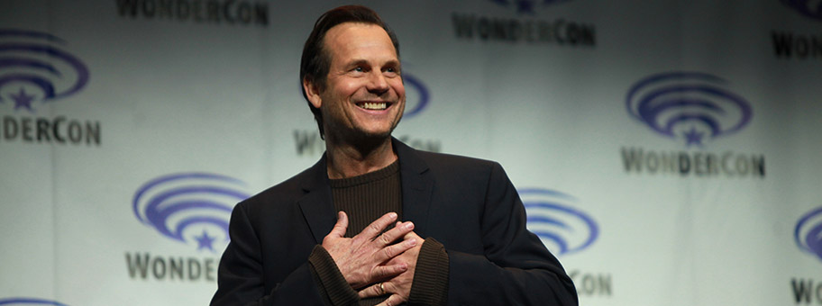Der US-amerikanische Schauspieler und Regisseur Bill Paxton an der WonderCon 2014 in Anaheim, Kalifornien.