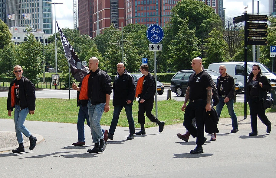 Demonstration von Blood & Honour-Aktivisten in Den Haag, Juni 2011.