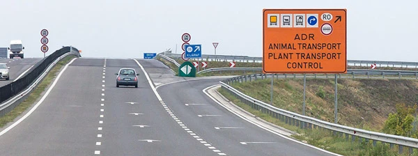 Grenzübergang Nădlac - Nagylak - rumänische Seite - Autostrada A1.