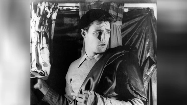 Marlon Brando, Dezember 1948.