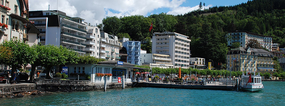 Das kleine Städtchen Brunnen am Vierwaldstättersee im Kanton Schwyz.