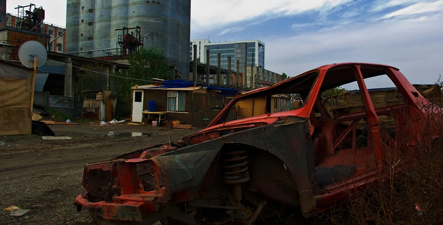 Slum am Stadtrand von Bukarest, Rumänien.