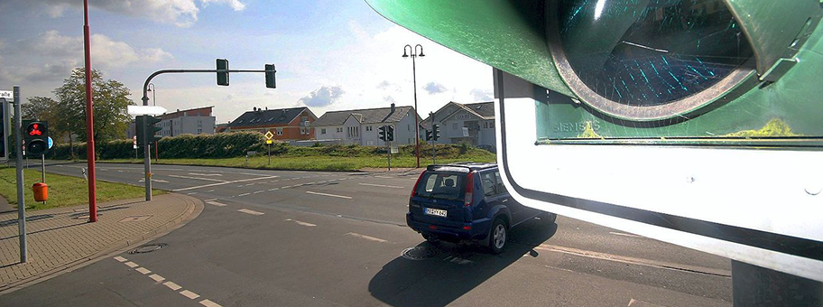 Kreuzung von Bundesstrasse 454 und Wetzlarer Strasse in Stadtallendorf.