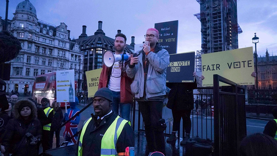 Protest in London im Zuge des Cambridge Analytica und Facebook Skandals.