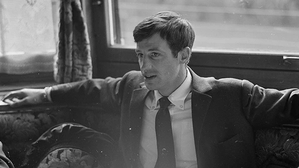 Jean-Paul Belmondo in der Villa Scotoni. Galavorführung des Films "Cartouche" in Zürich, 1962.