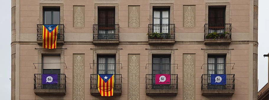 Pro-Unabhängigkeitsflaggen in Barcelona während des Referendums, September 2017.